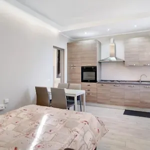  Apartamento Casa Sanremo Tiziano Parking Gratis Spiaggia 15 Minuti A Piedi